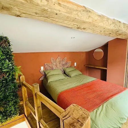 Сasa de vacaciones La Maisonnette De Mouragues *
